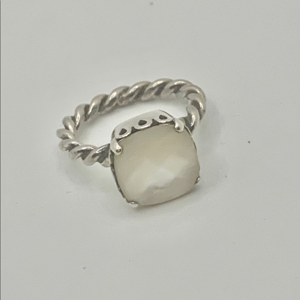 Pandora Mother of Pearl ring- size 7